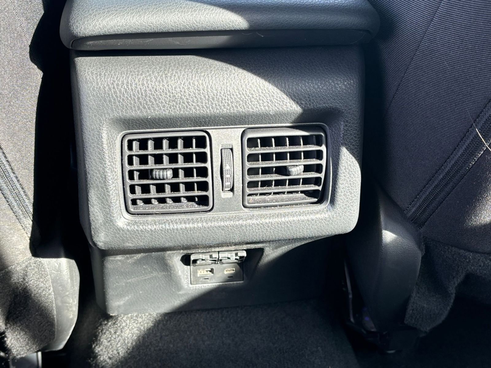 Thumbnail: 2025 Toyota Camry - 23