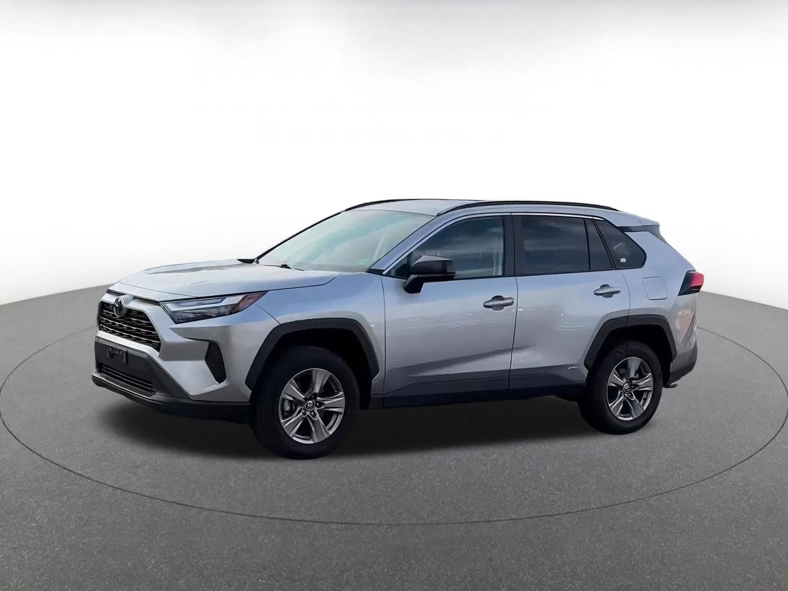 Thumbnail: 2025 Toyota RAV4 - 8