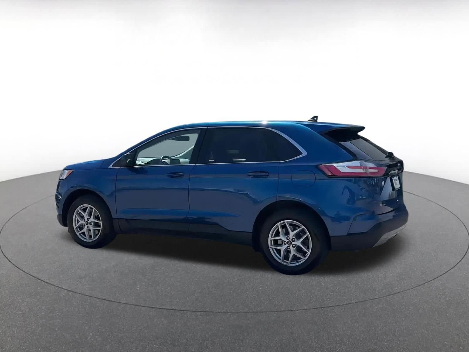 Thumbnail: 2024 Ford Edge - 10
