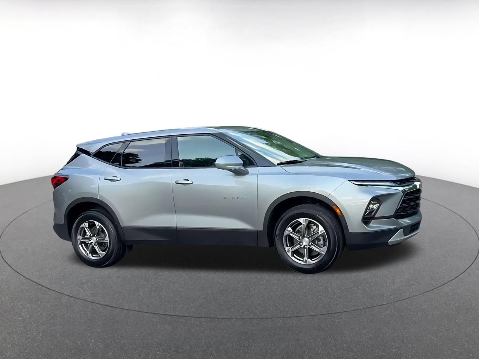 Thumbnail: 2025 Chevrolet Blazer - 2
