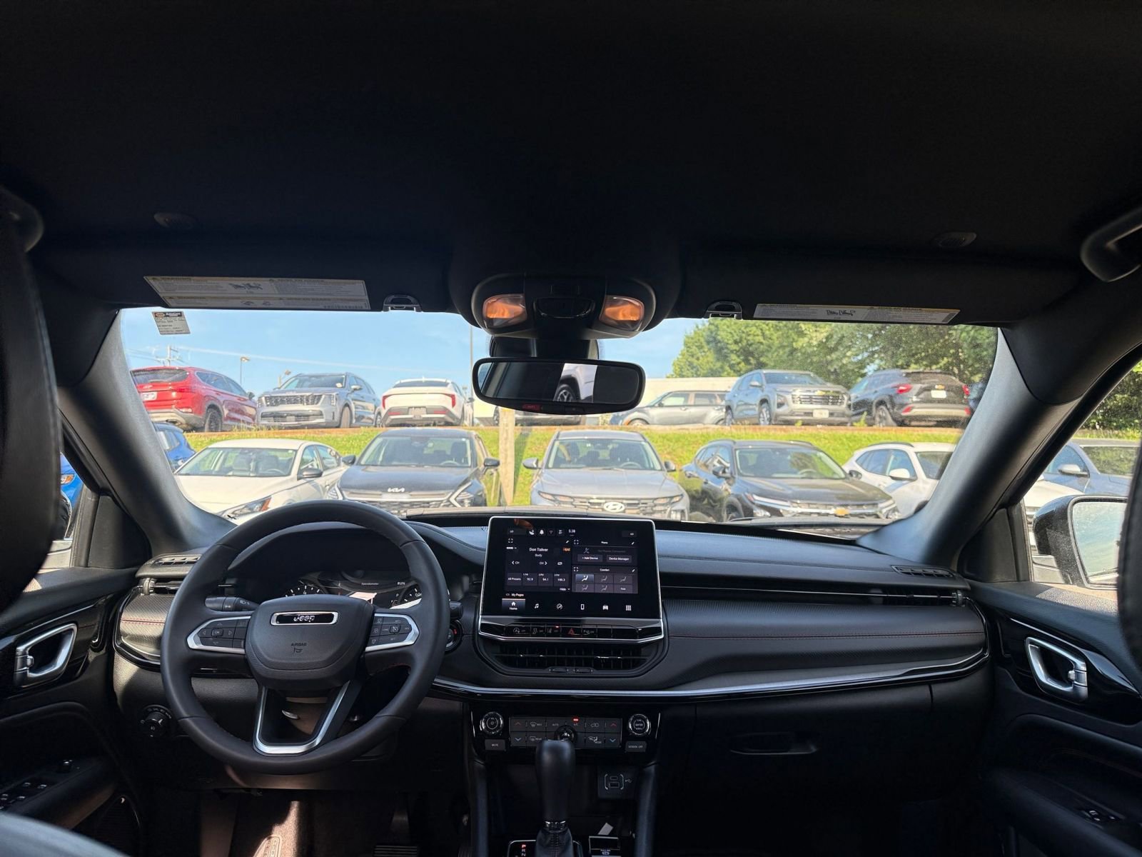 Thumbnail: 2025 Jeep Compass - 32