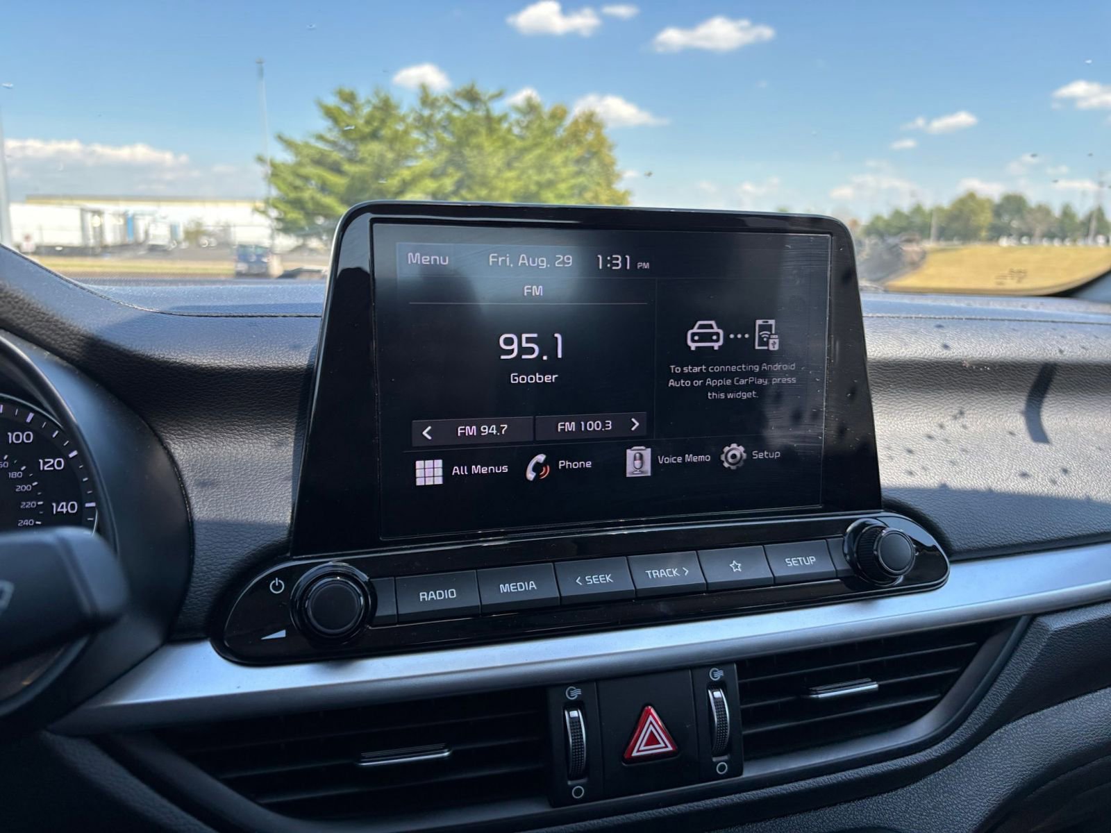 Thumbnail: 2024 Kia Forte - 21