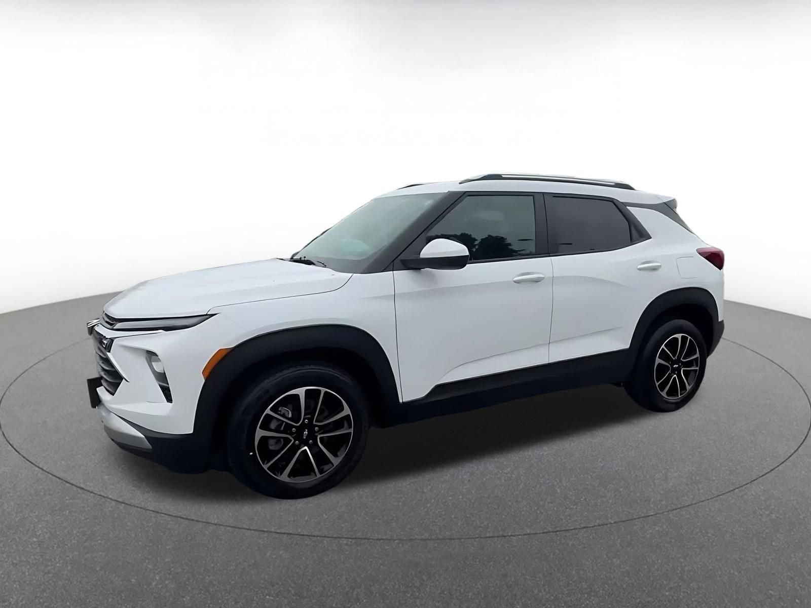 Thumbnail: 2025 Chevrolet TrailBlazer - 8