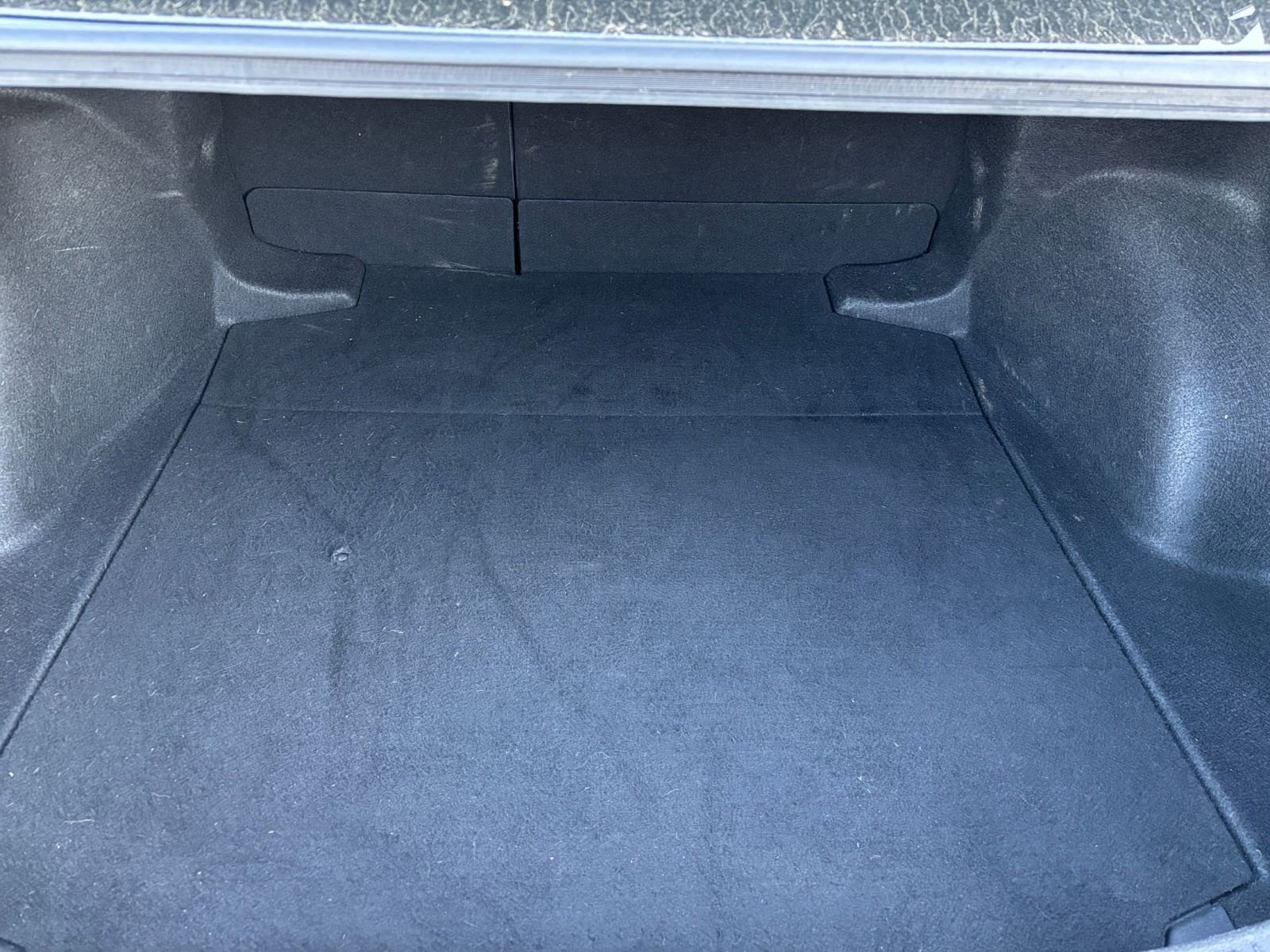 Thumbnail: 2023 Toyota Corolla - 28