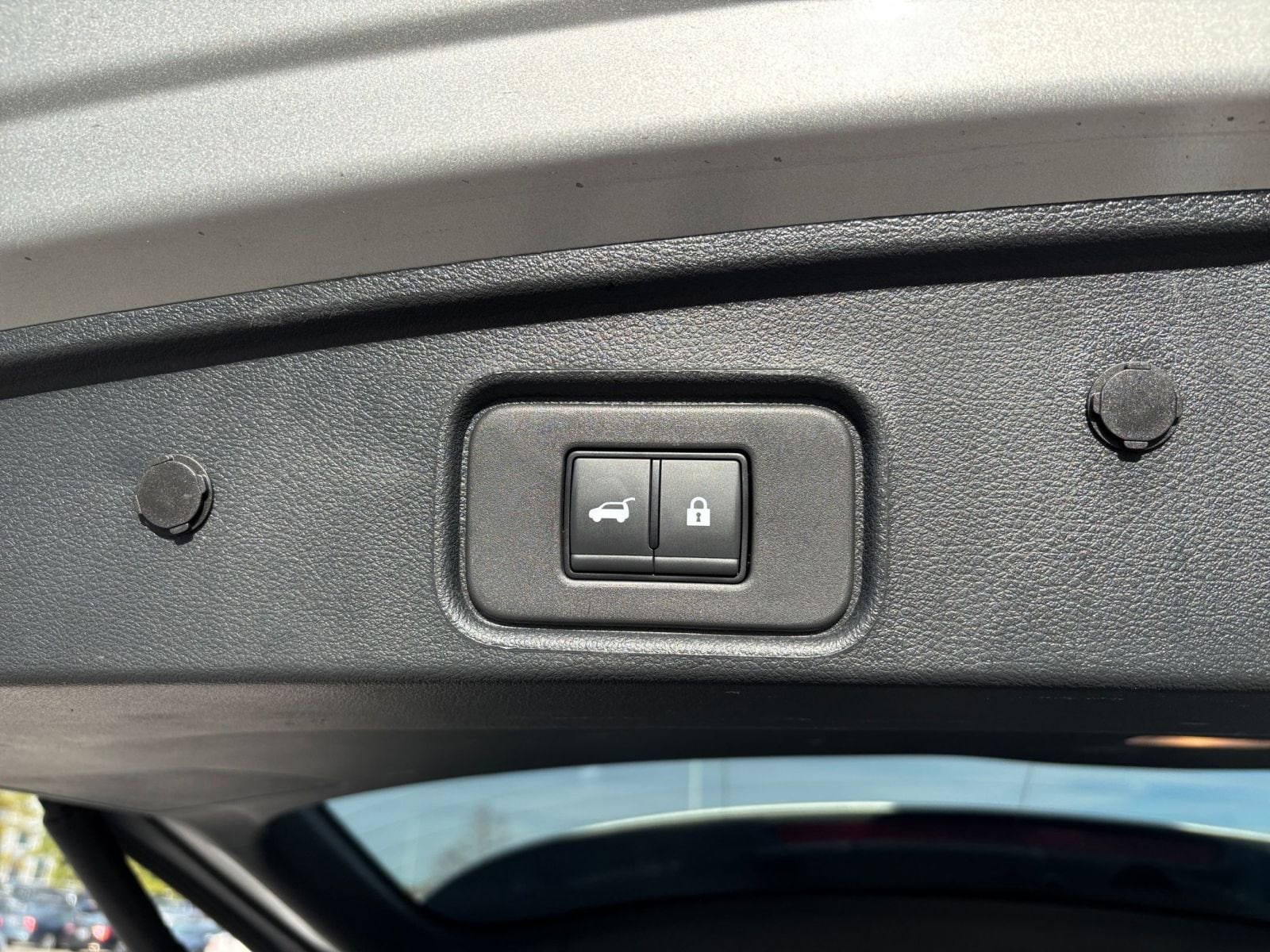 Thumbnail: 2025 Nissan Pathfinder - 18