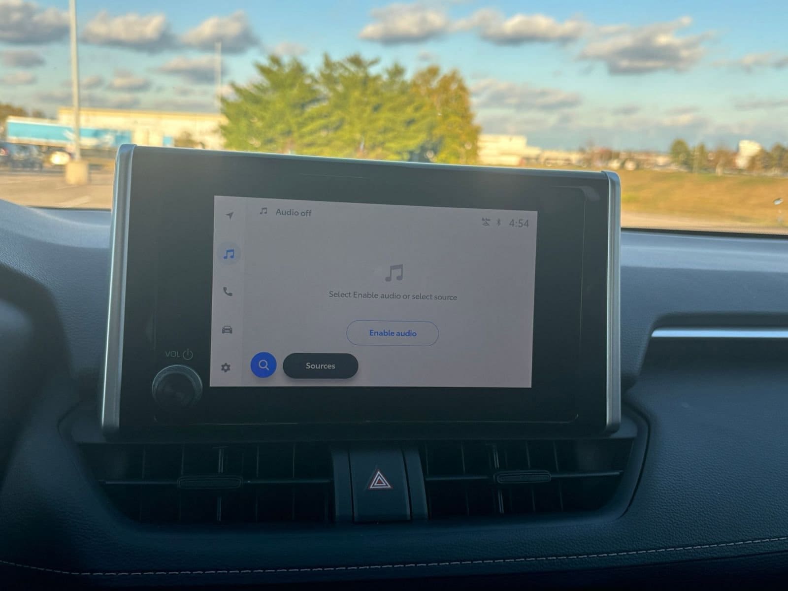 Thumbnail: 2025 Toyota RAV4 - 21