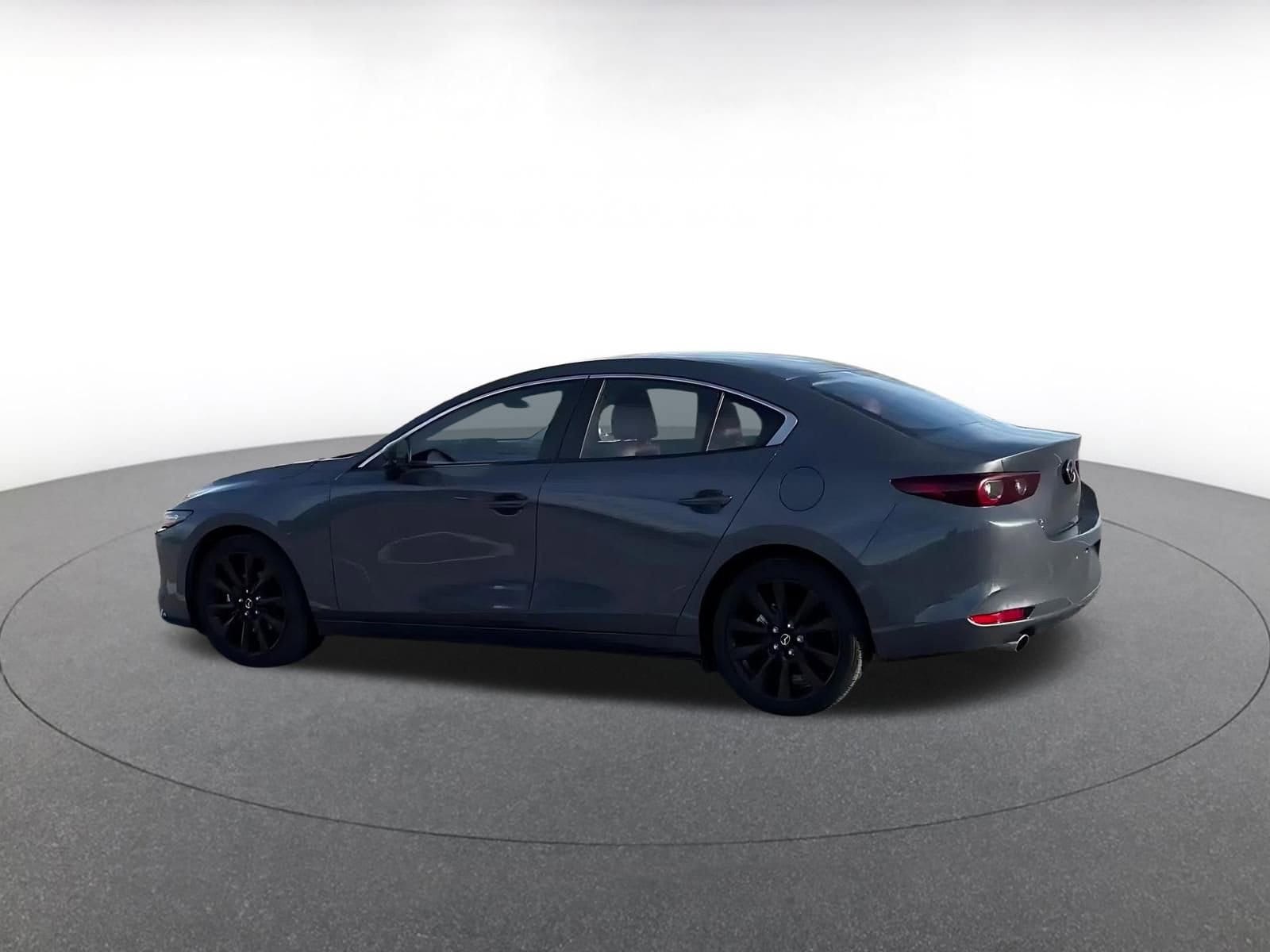 Thumbnail: 2025 Mazda Mazda3 - 10