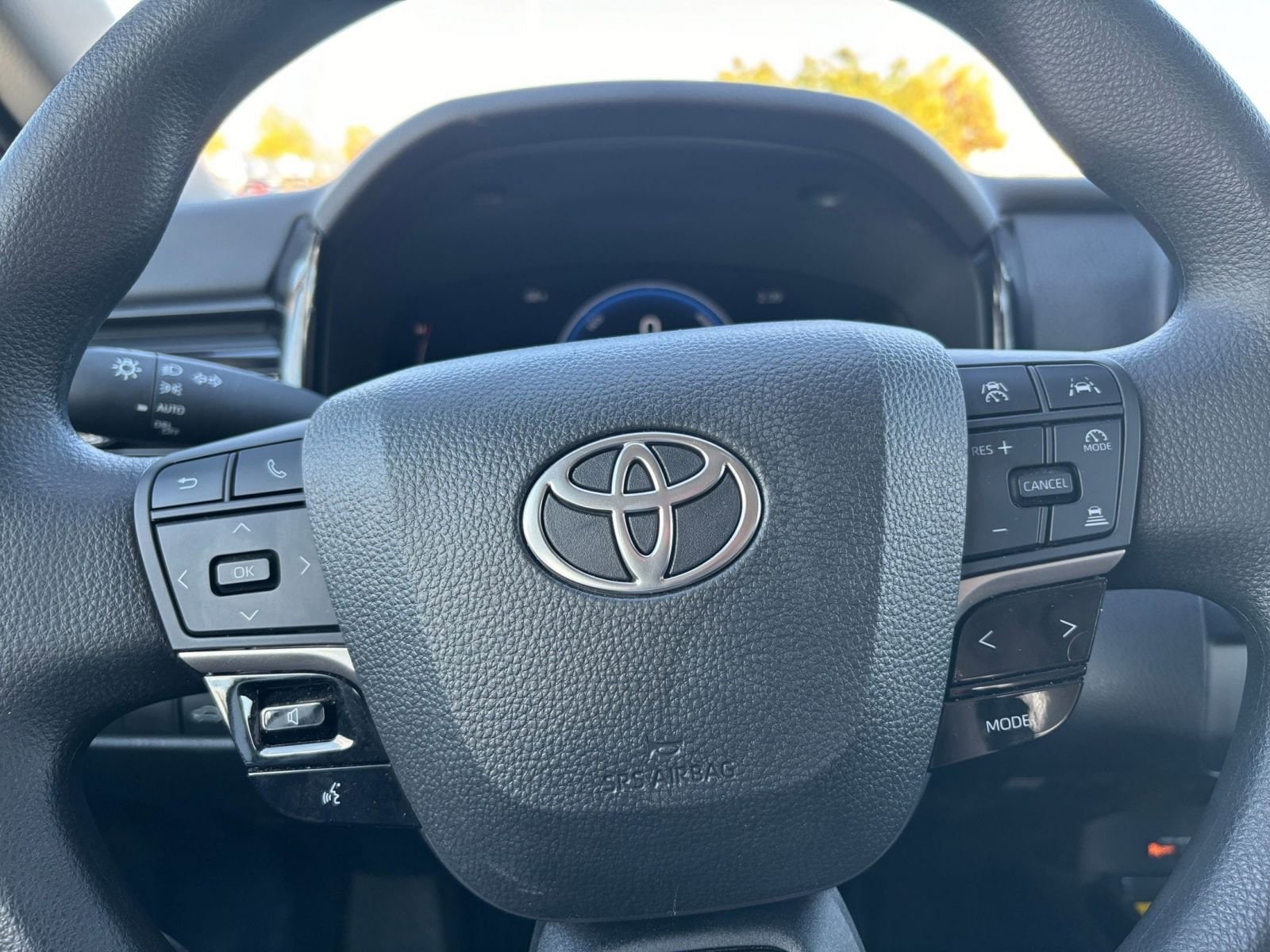 Thumbnail: 2025 Toyota Camry - 27