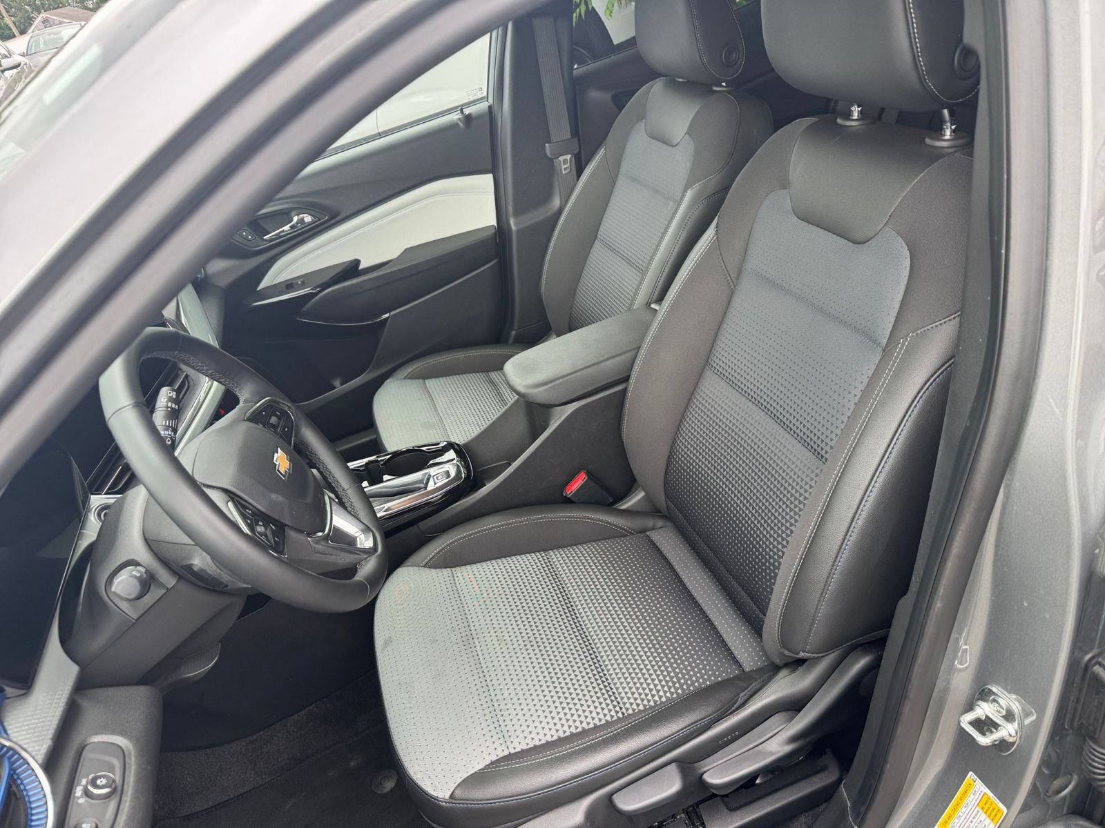 Thumbnail: 2025 Chevrolet Trax - 35