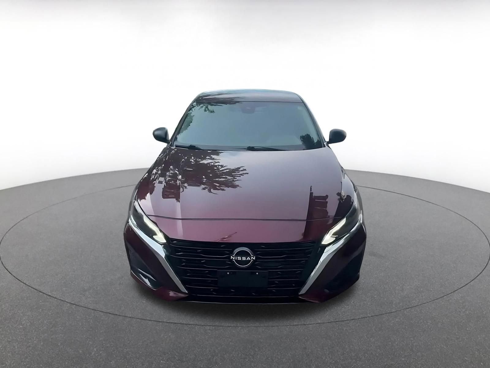 Thumbnail: 2025 Nissan Altima - 4