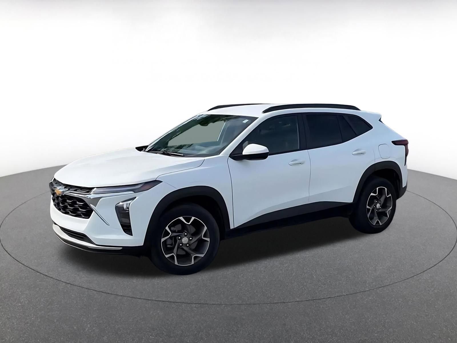 Thumbnail: 2025 Chevrolet Trax - 8