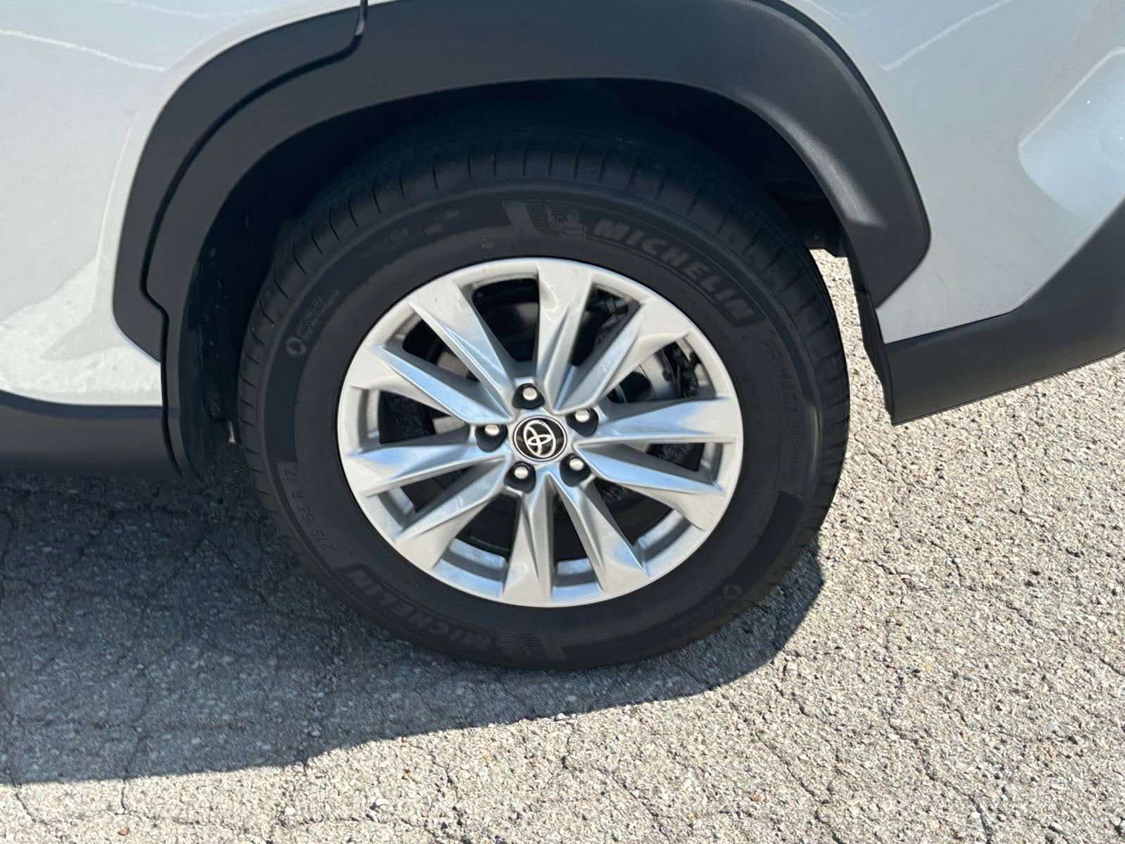 Thumbnail: 2025 Toyota Corolla Cross - 29