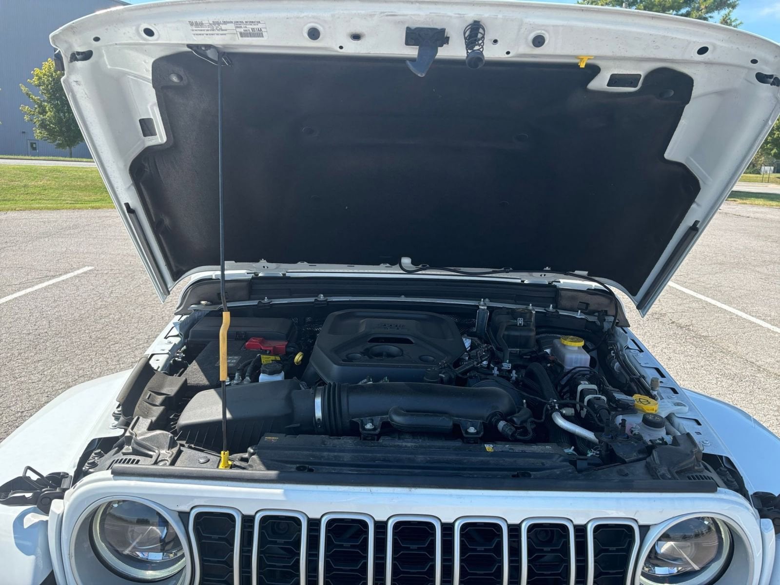 Thumbnail: 2025 Jeep Wrangler - 31