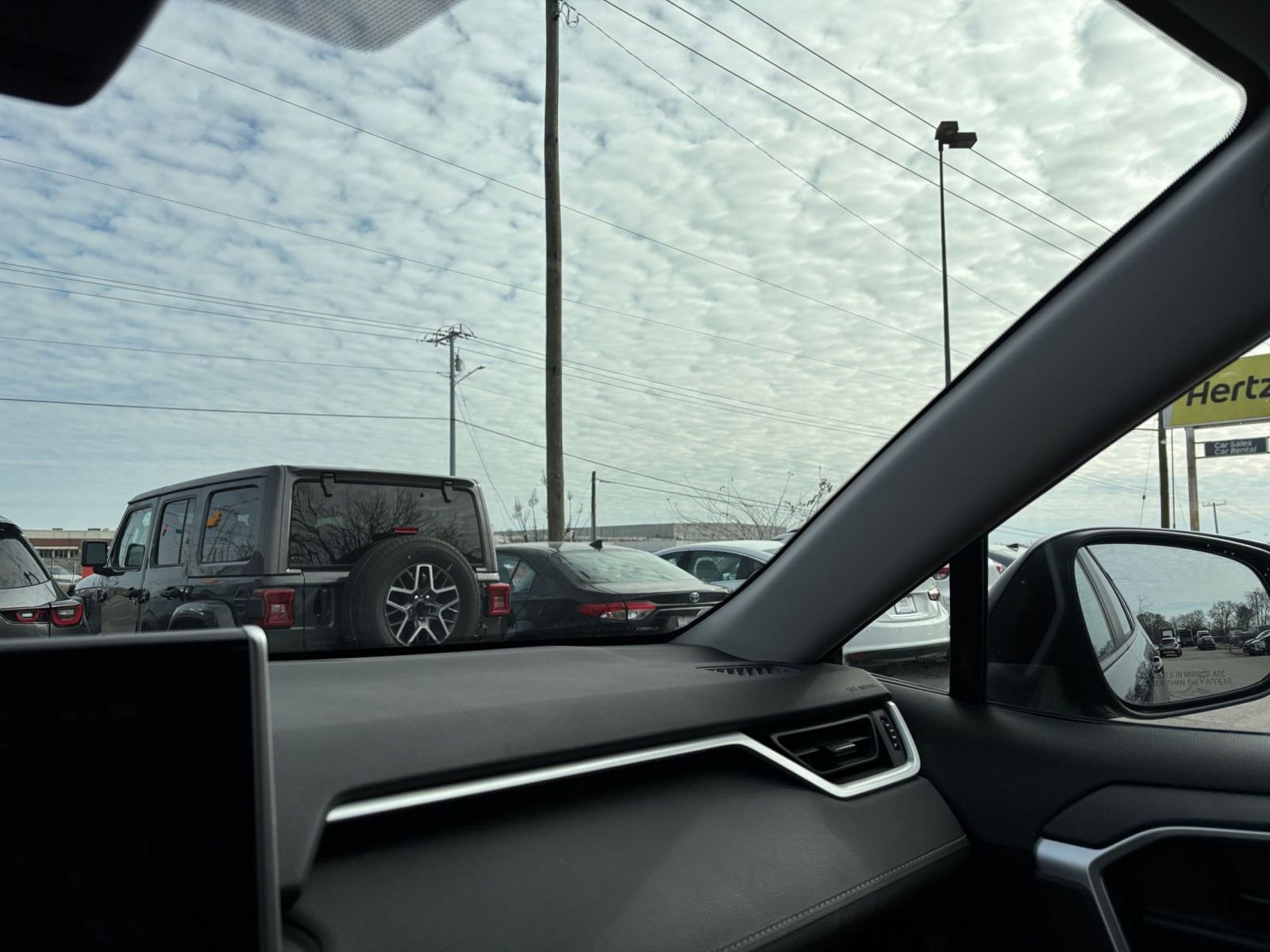 Thumbnail: 2025 Toyota RAV4 - 35