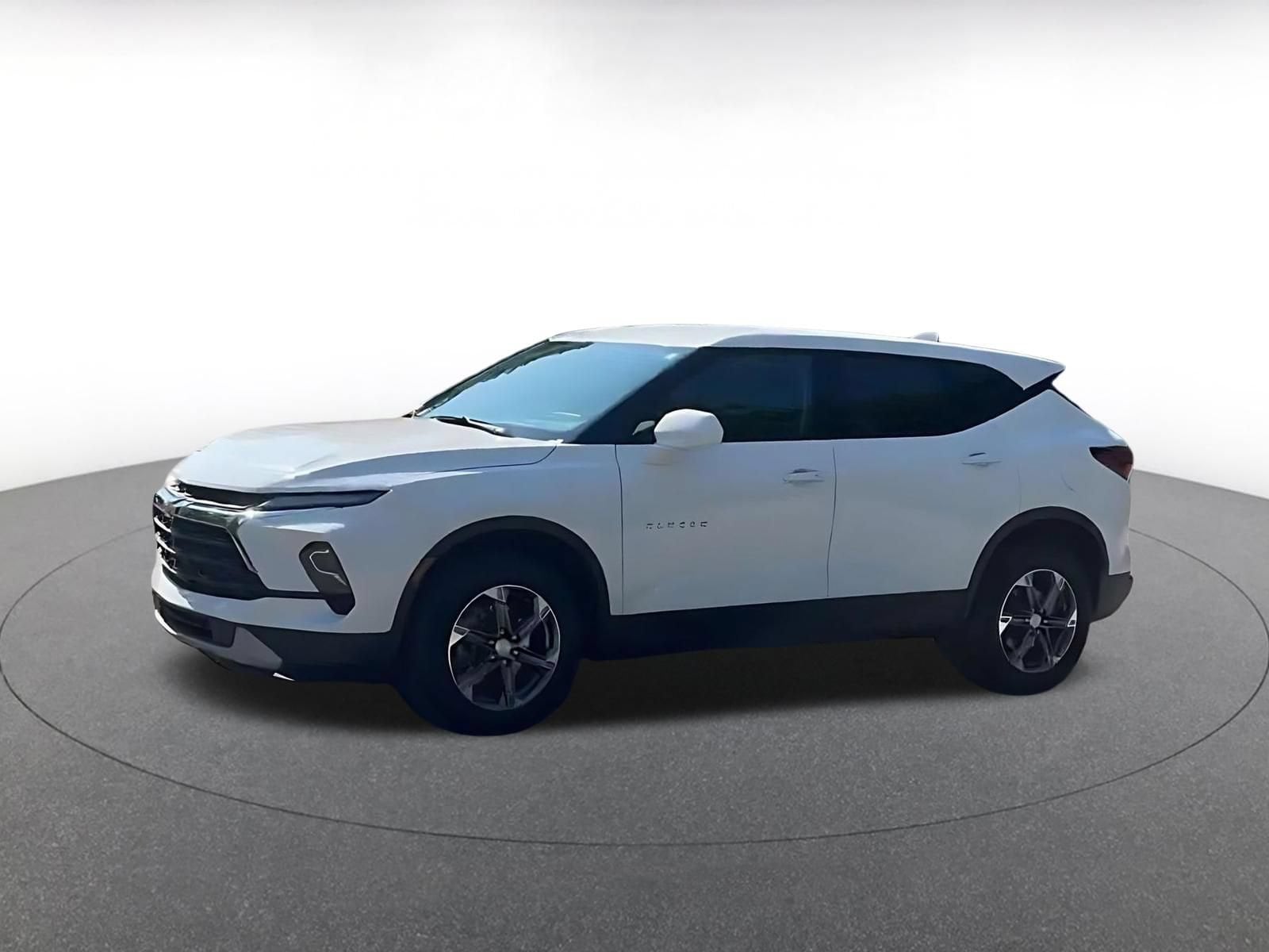 Thumbnail: 2026 Chevrolet Blazer - 8