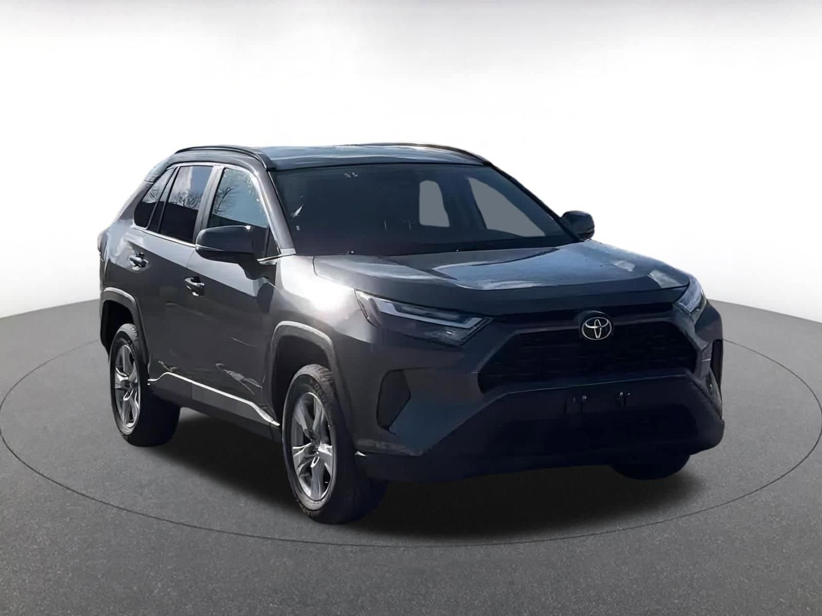 Thumbnail: 2025 Toyota RAV4 - 3