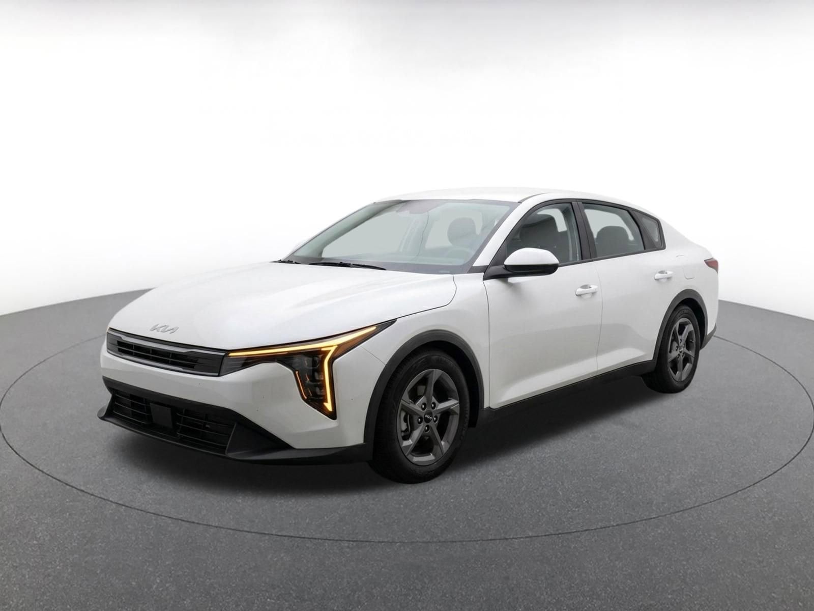 Thumbnail: 2025 Kia K4 - 2