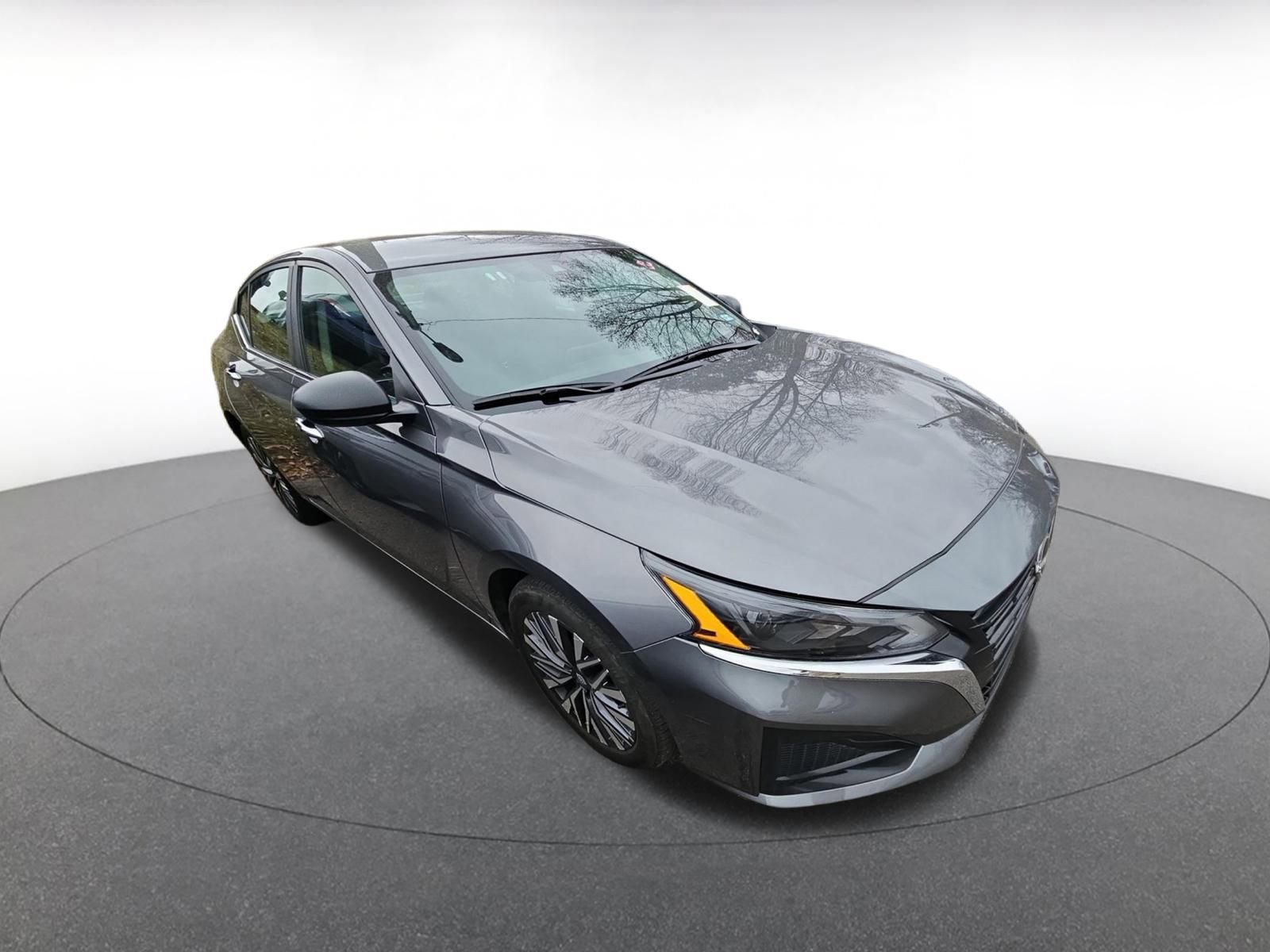 Thumbnail: 2025 Nissan Altima - 1