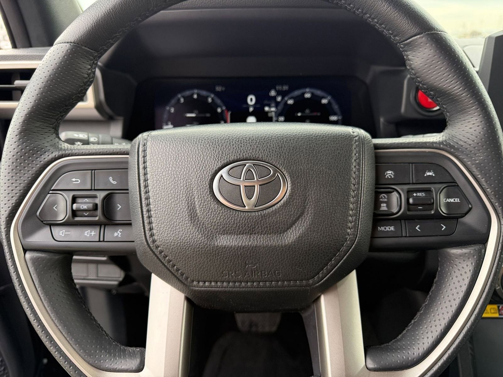 Thumbnail: 2025 Toyota 4Runner - 27