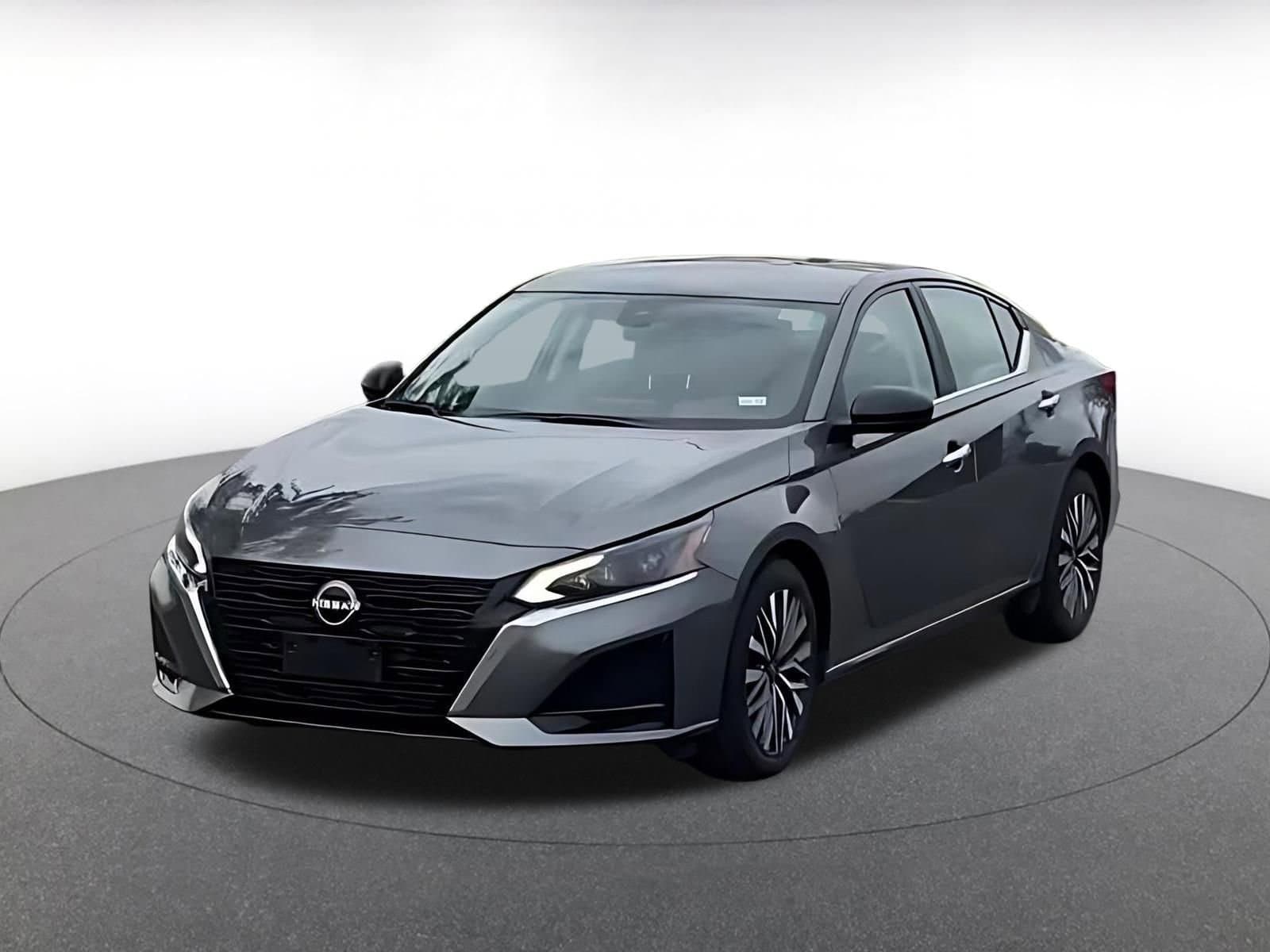 Thumbnail: 2025 Nissan Altima - 7