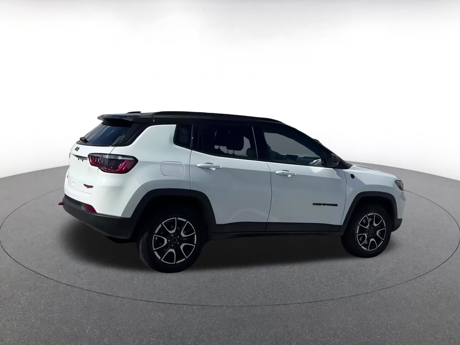 Thumbnail: 2025 Jeep Compass - 14