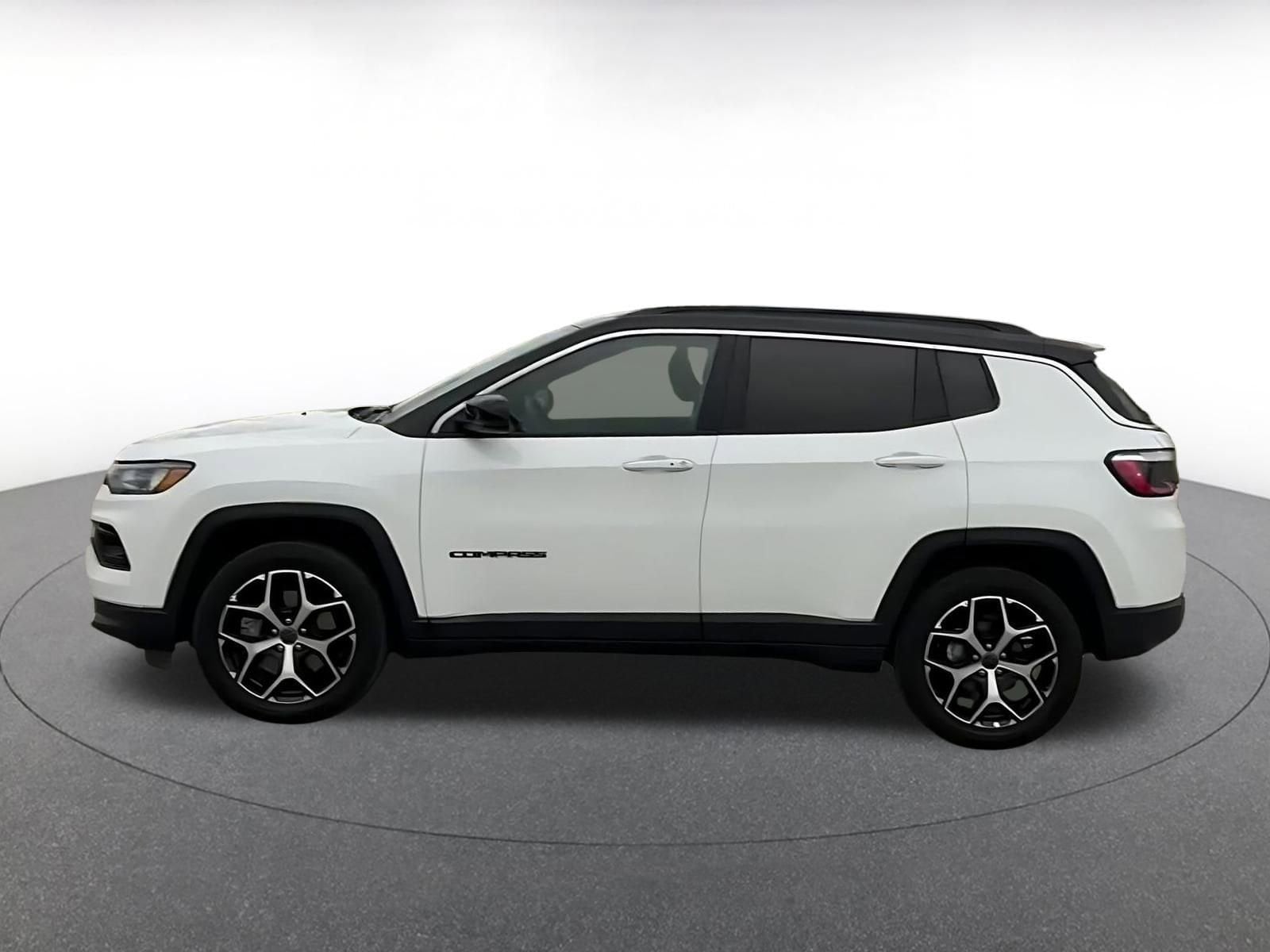 Thumbnail: 2025 Jeep Compass - 9