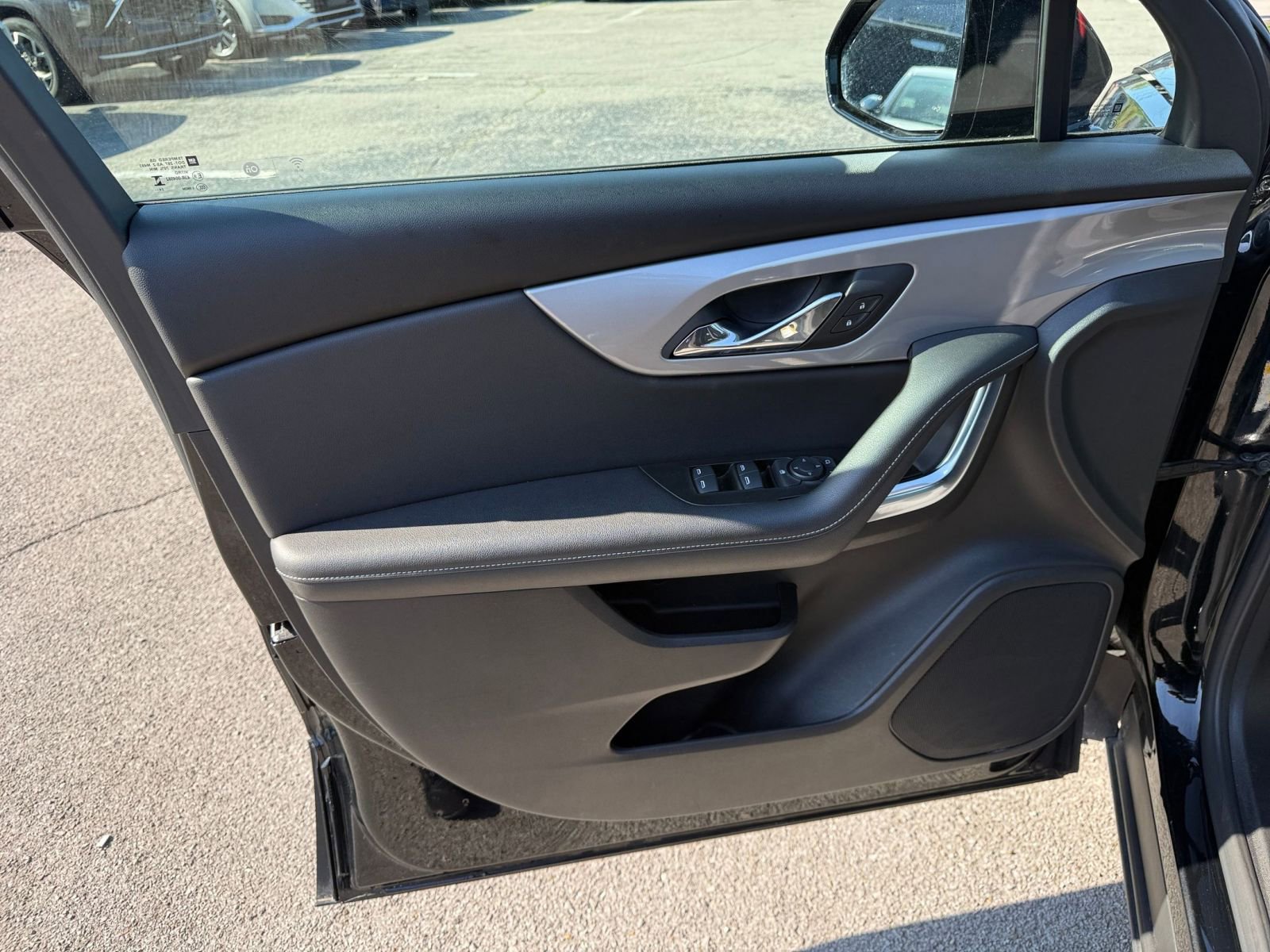 Thumbnail: 2025 Chevrolet Blazer - 18