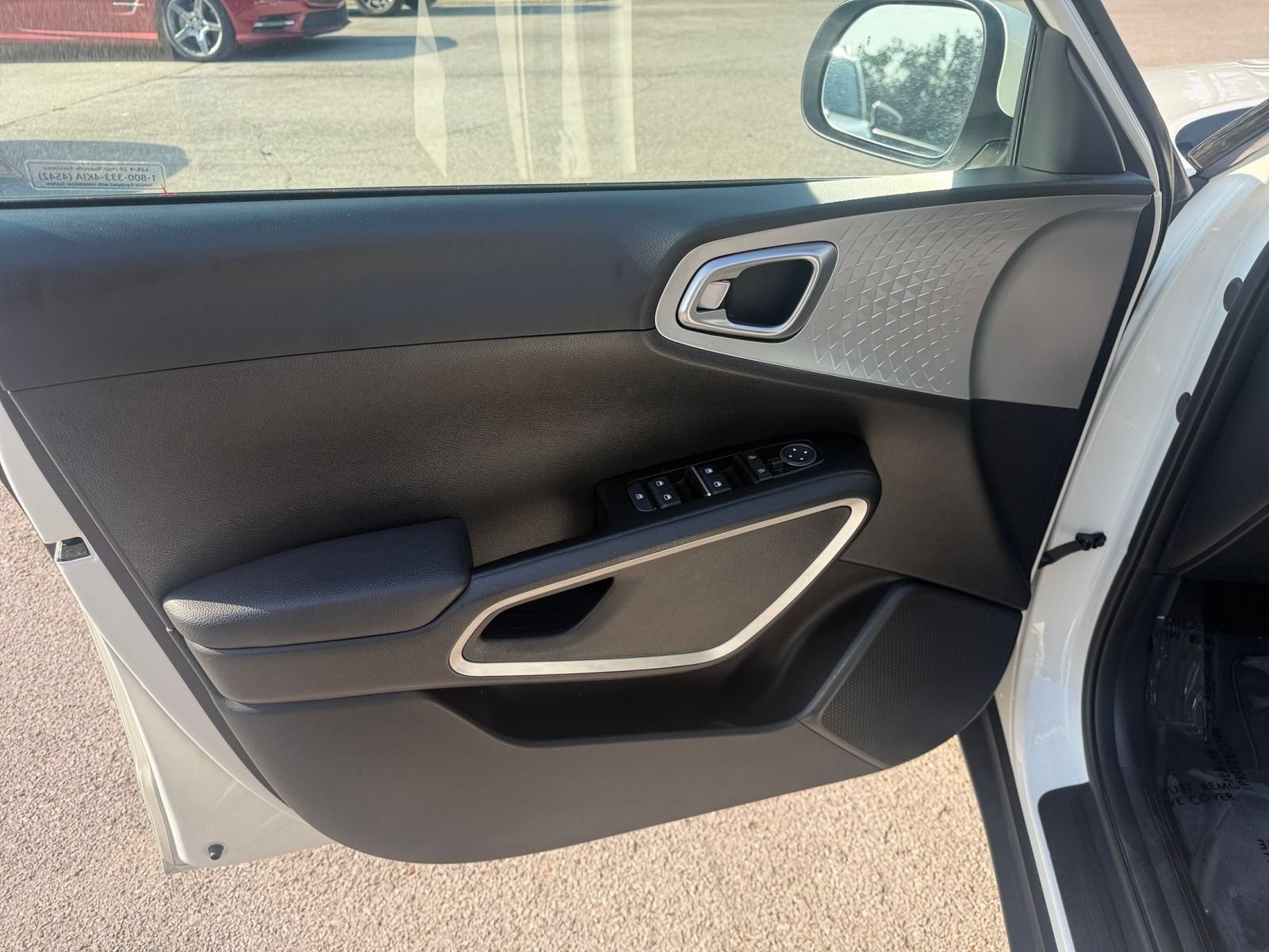 Thumbnail: 2025 Kia Soul - 18
