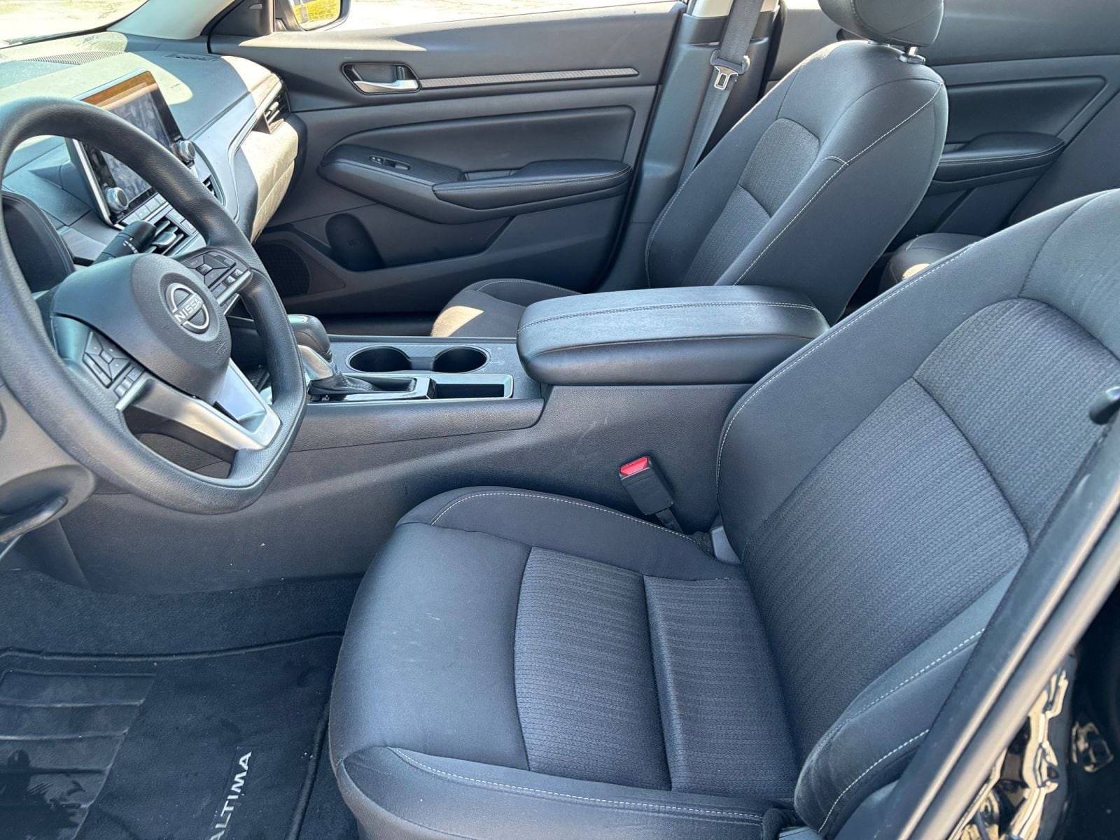 Thumbnail: 2025 Nissan Altima - 27