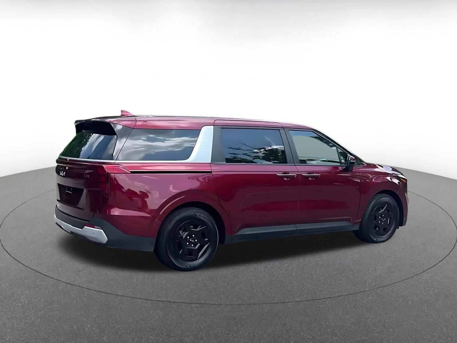 Thumbnail: 2026 Kia Carnival - 14