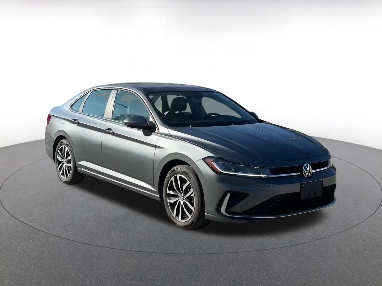 Thumbnail: 2025 Volkswagen Jetta - 3