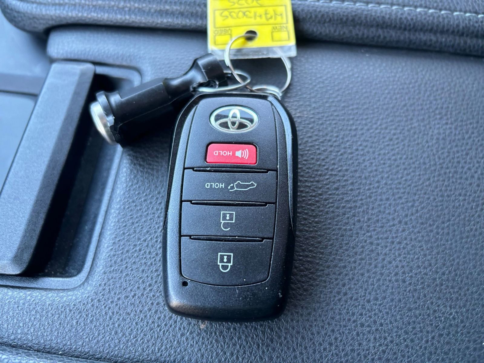 Thumbnail: 2025 Toyota Grand Highlander - 23