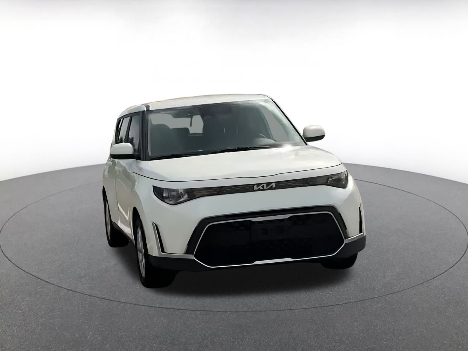 Thumbnail: 2023 Kia Soul - 5