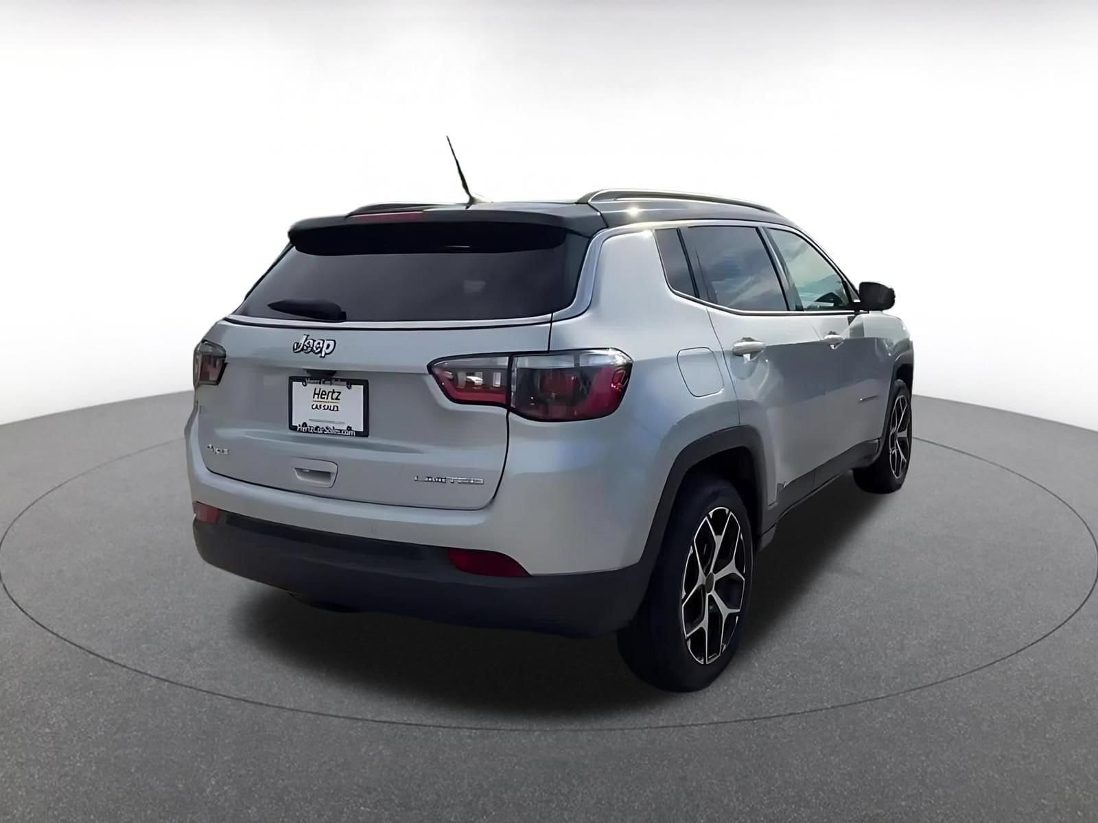 Thumbnail: 2025 Jeep Compass - 12