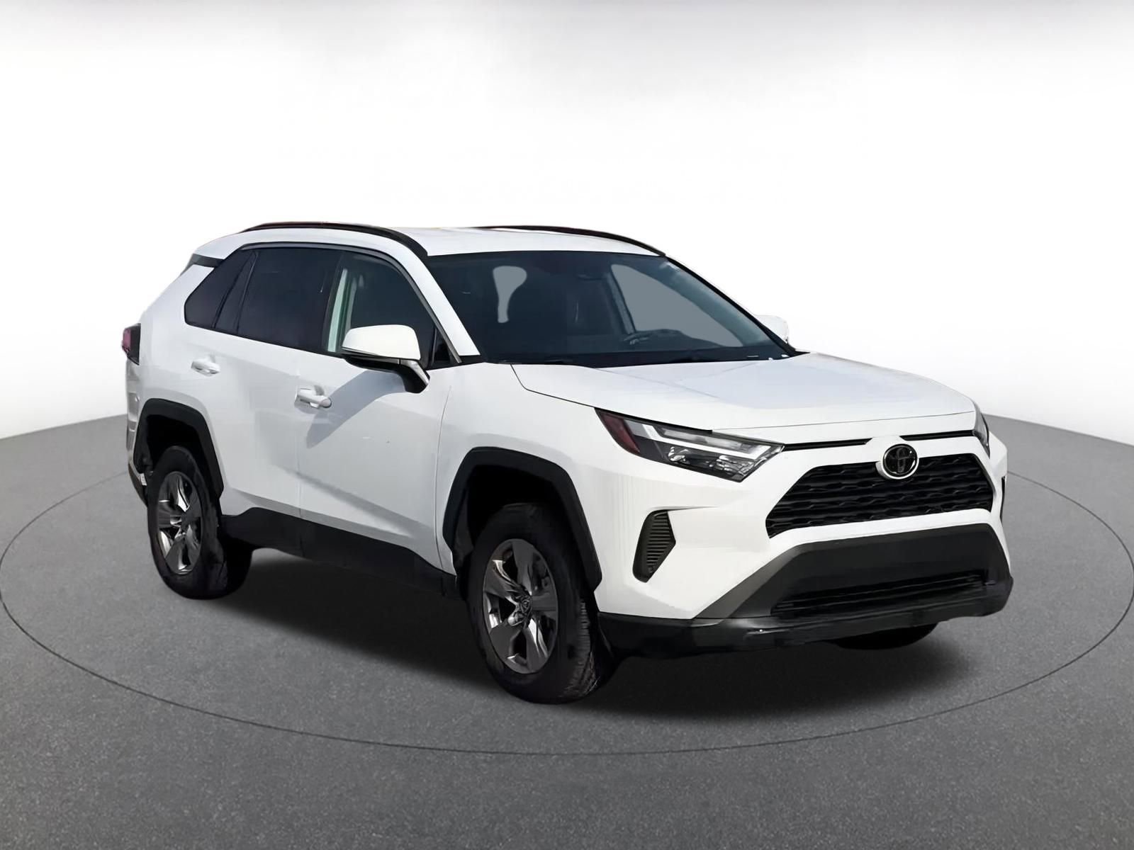 Thumbnail: 2025 Toyota RAV4 - 3