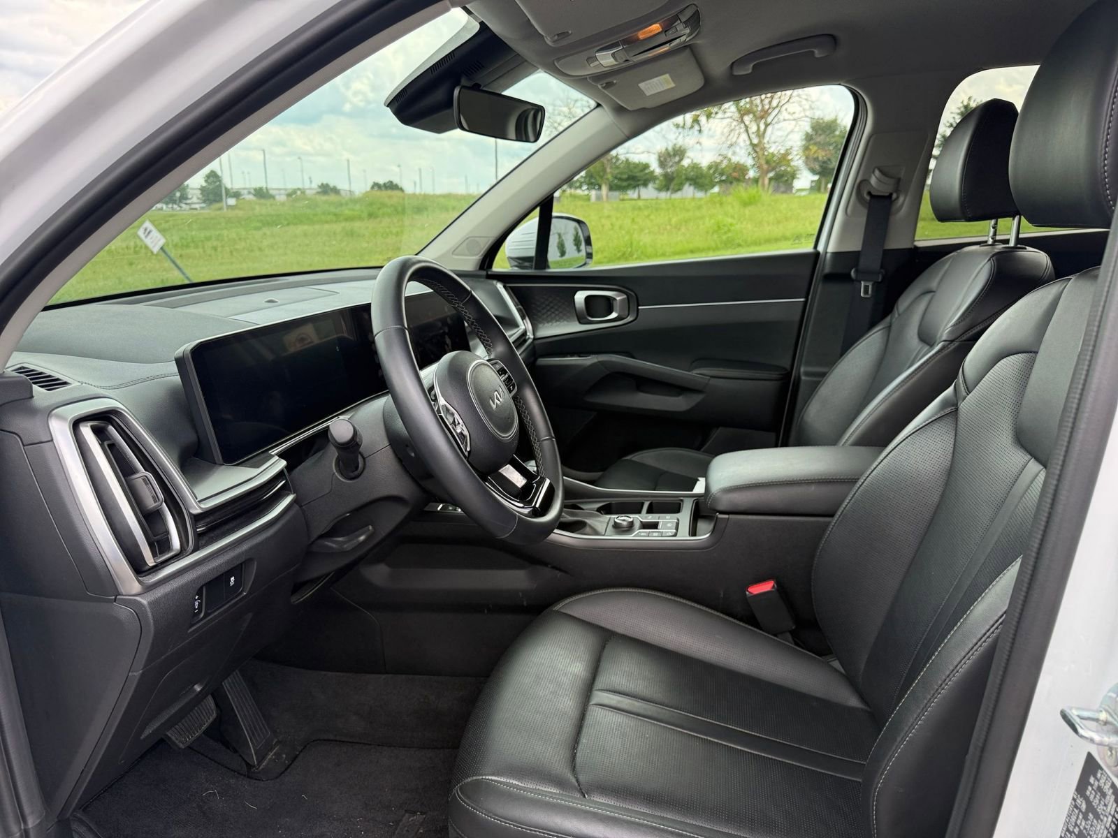 Thumbnail: 2024 Kia Sorento - 27
