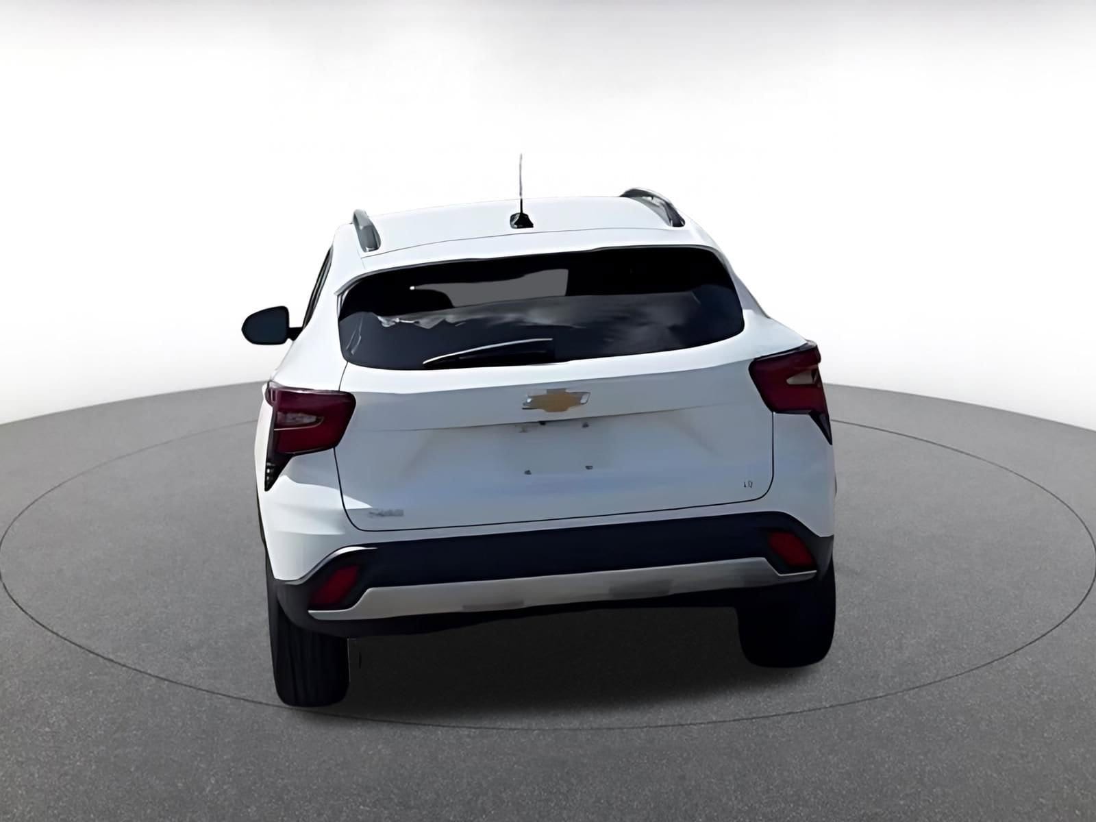 Thumbnail: 2025 Chevrolet Trax - 16