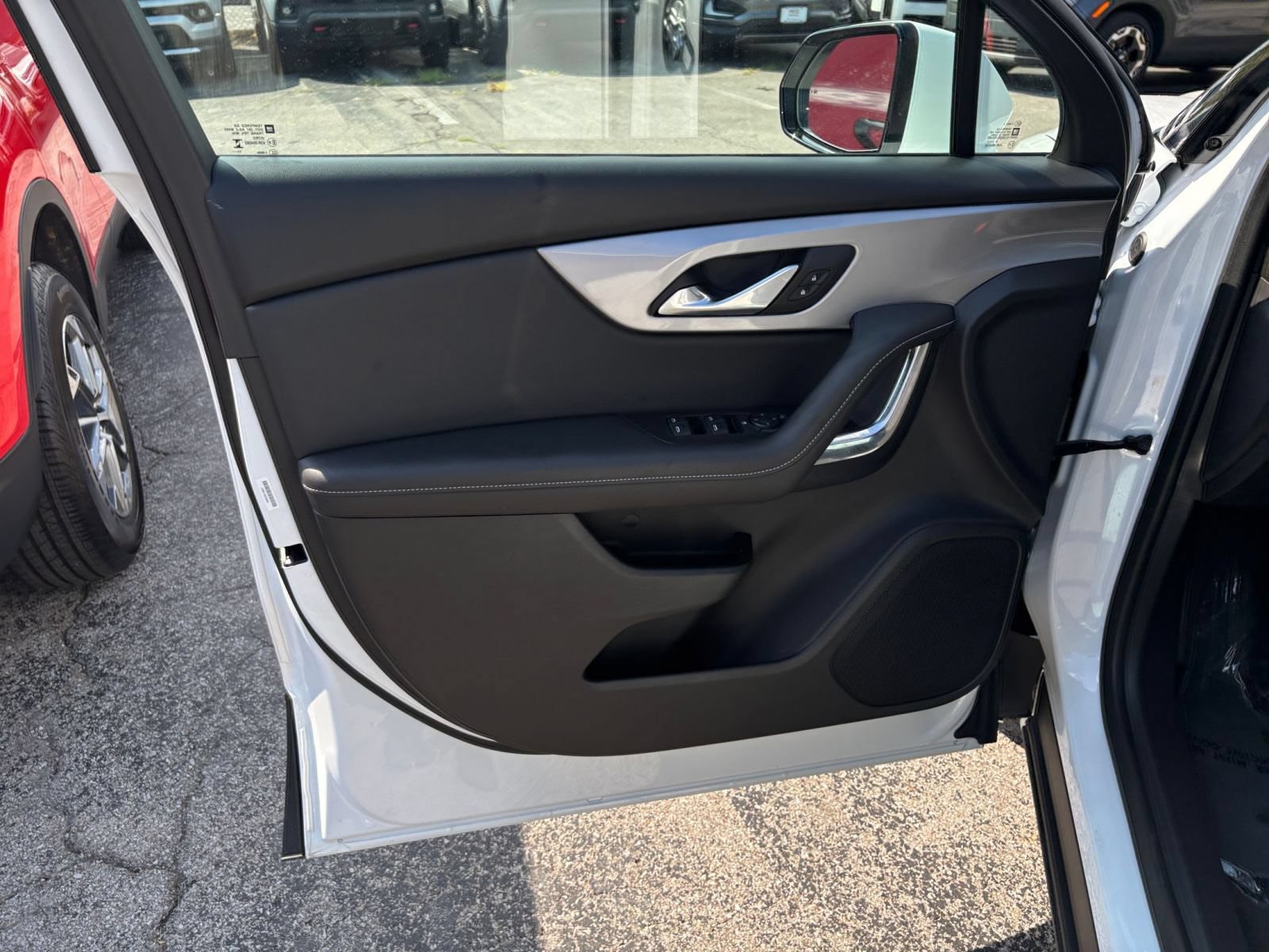 Thumbnail: 2026 Chevrolet Blazer - 18