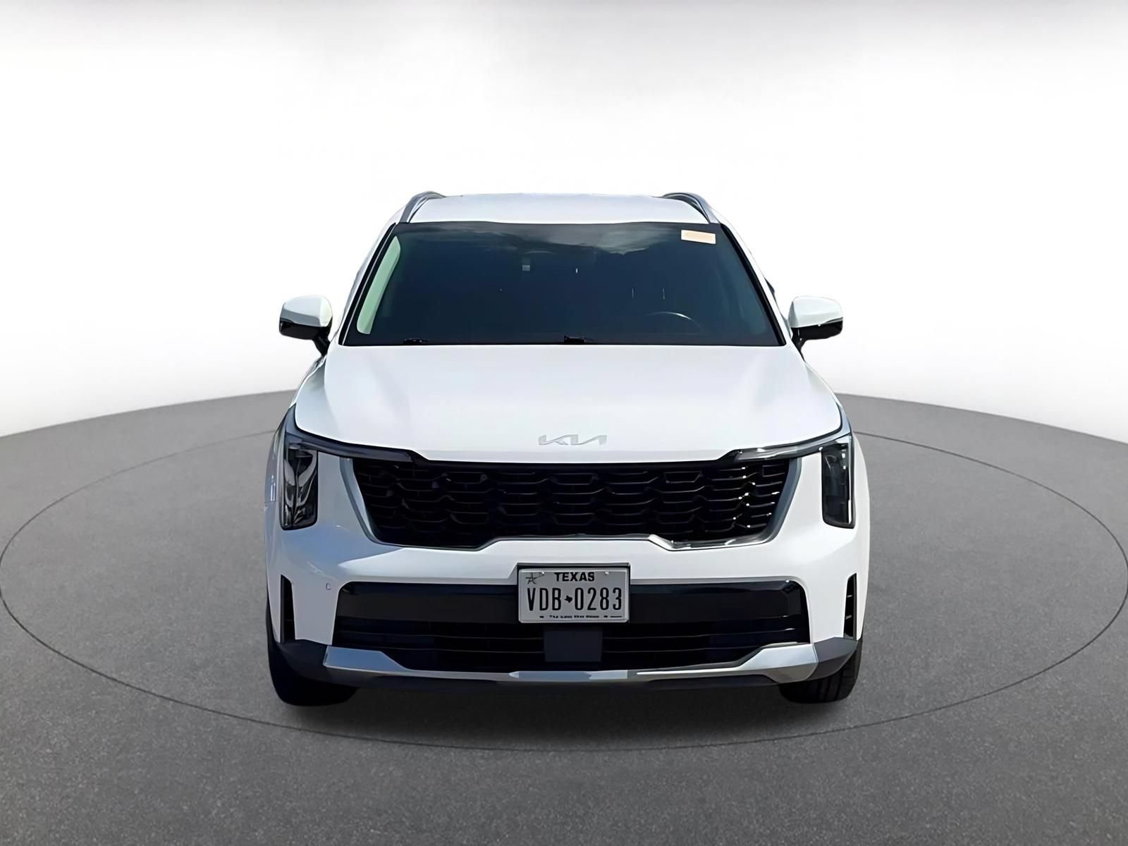 Thumbnail: 2024 Kia Sorento - 4