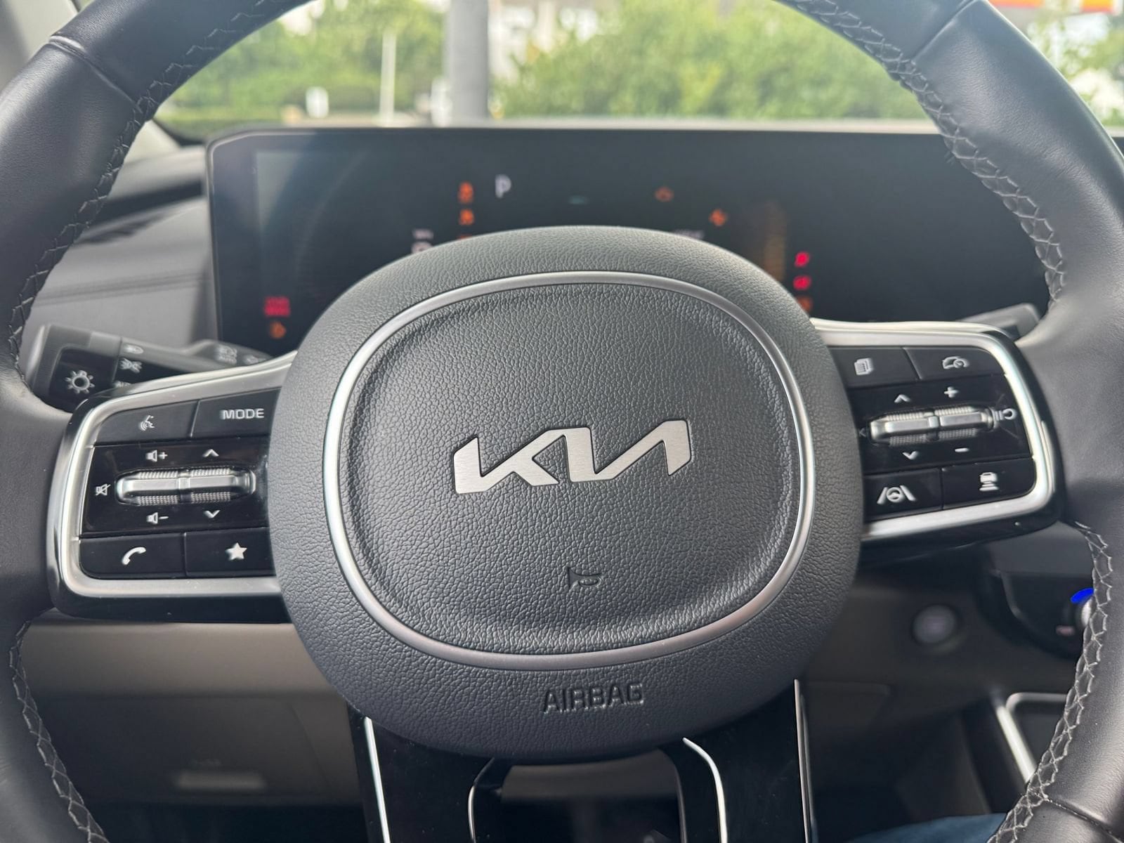 Thumbnail: 2026 Kia Carnival - 25