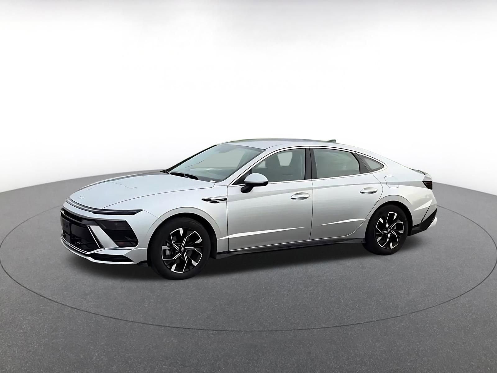 Thumbnail: 2025 Hyundai Sonata - 8