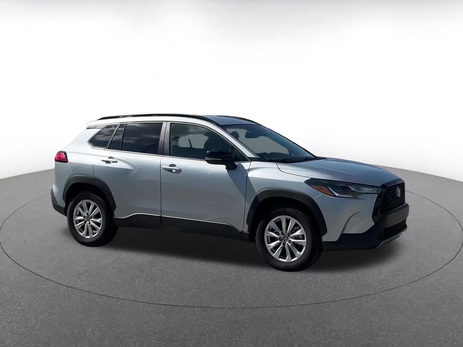 Thumbnail: 2025 Toyota Corolla Cross - 2