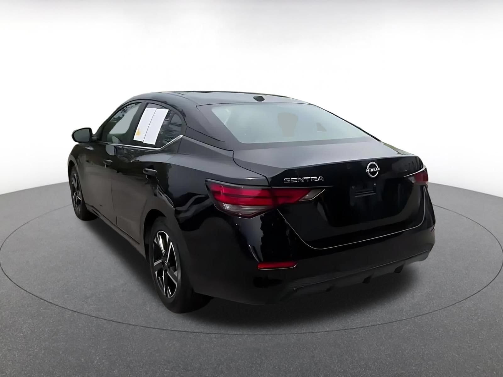 Thumbnail: 2025 Nissan Sentra - 12