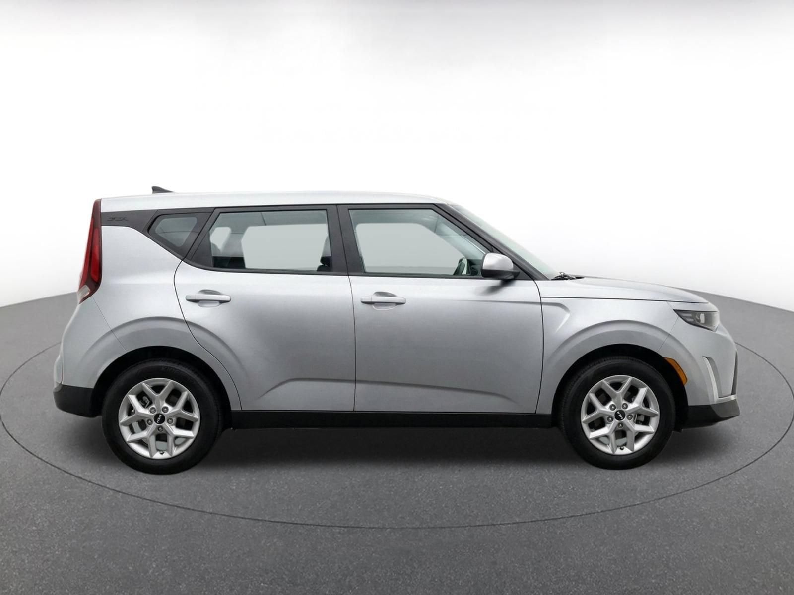 Thumbnail: 2025 Kia Soul - 11