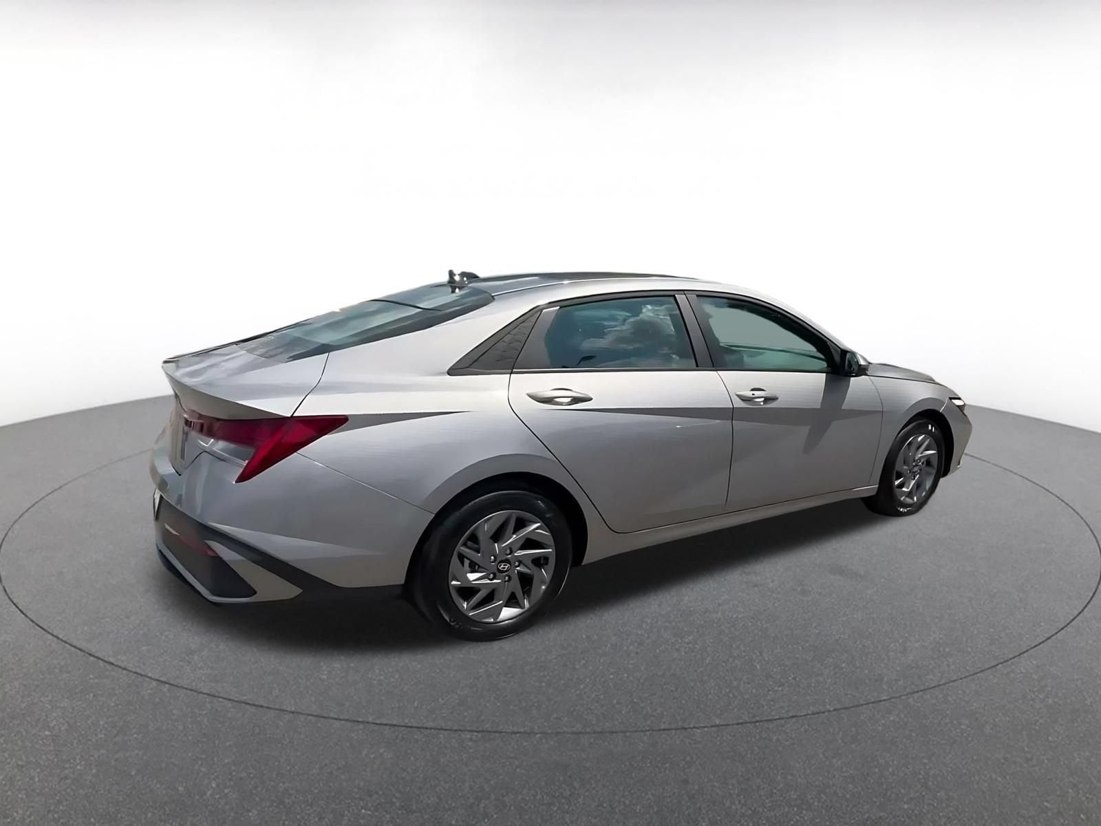 Thumbnail: 2026 Hyundai Elantra - 14