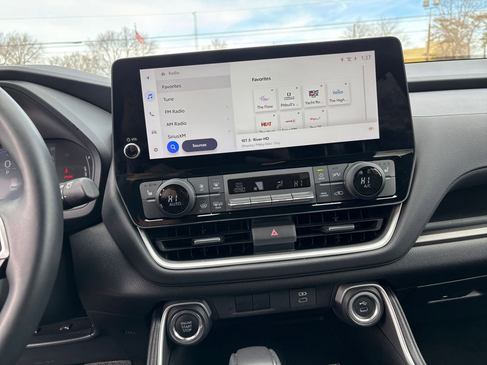 Thumbnail: 2025 Toyota Grand Highlander - 21