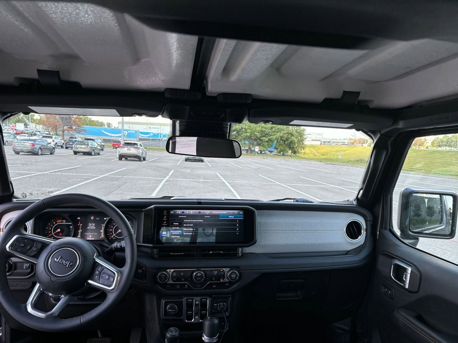 Thumbnail: 2025 Jeep Wrangler - 32