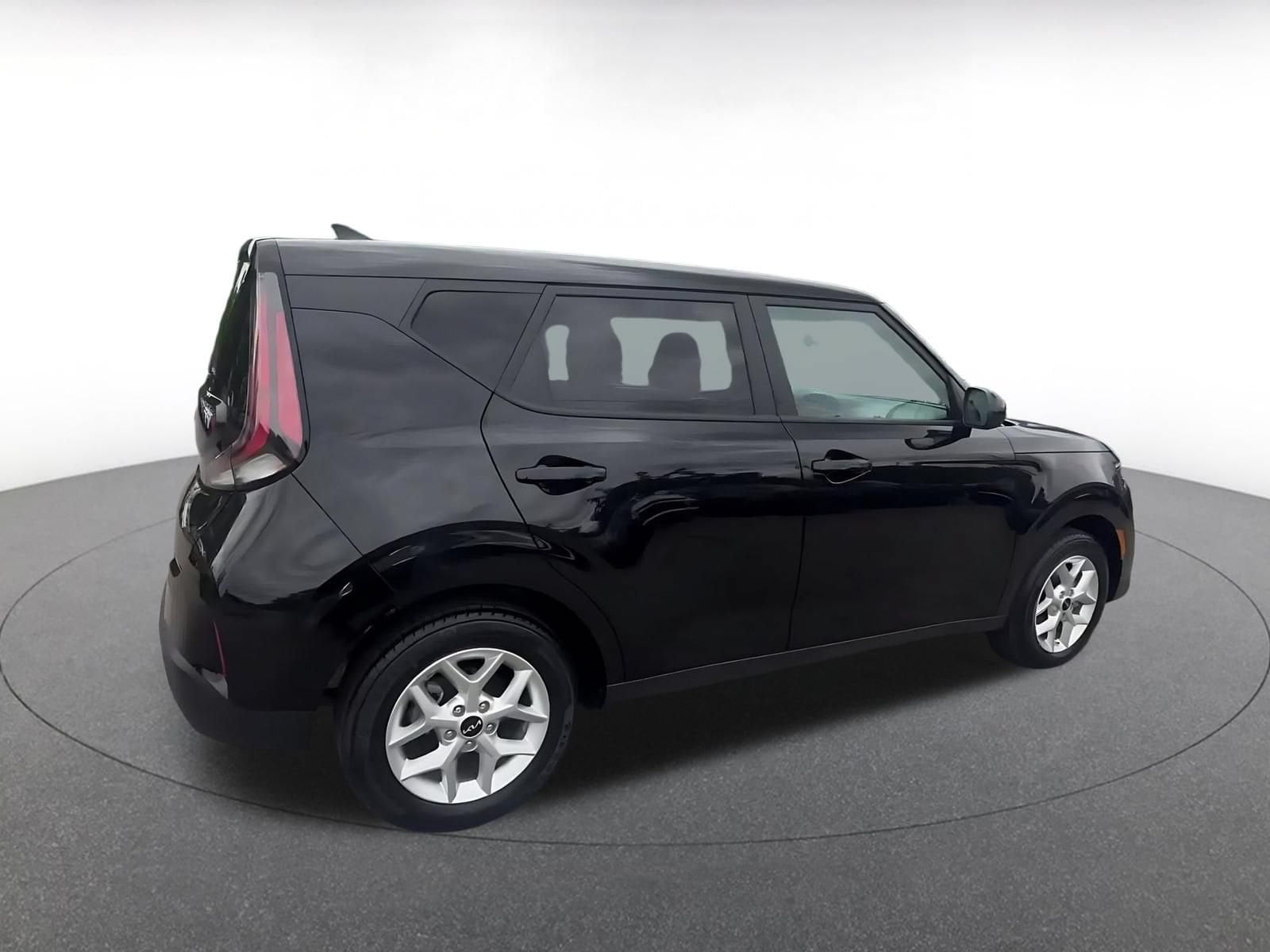 Thumbnail: 2025 Kia Soul - 15