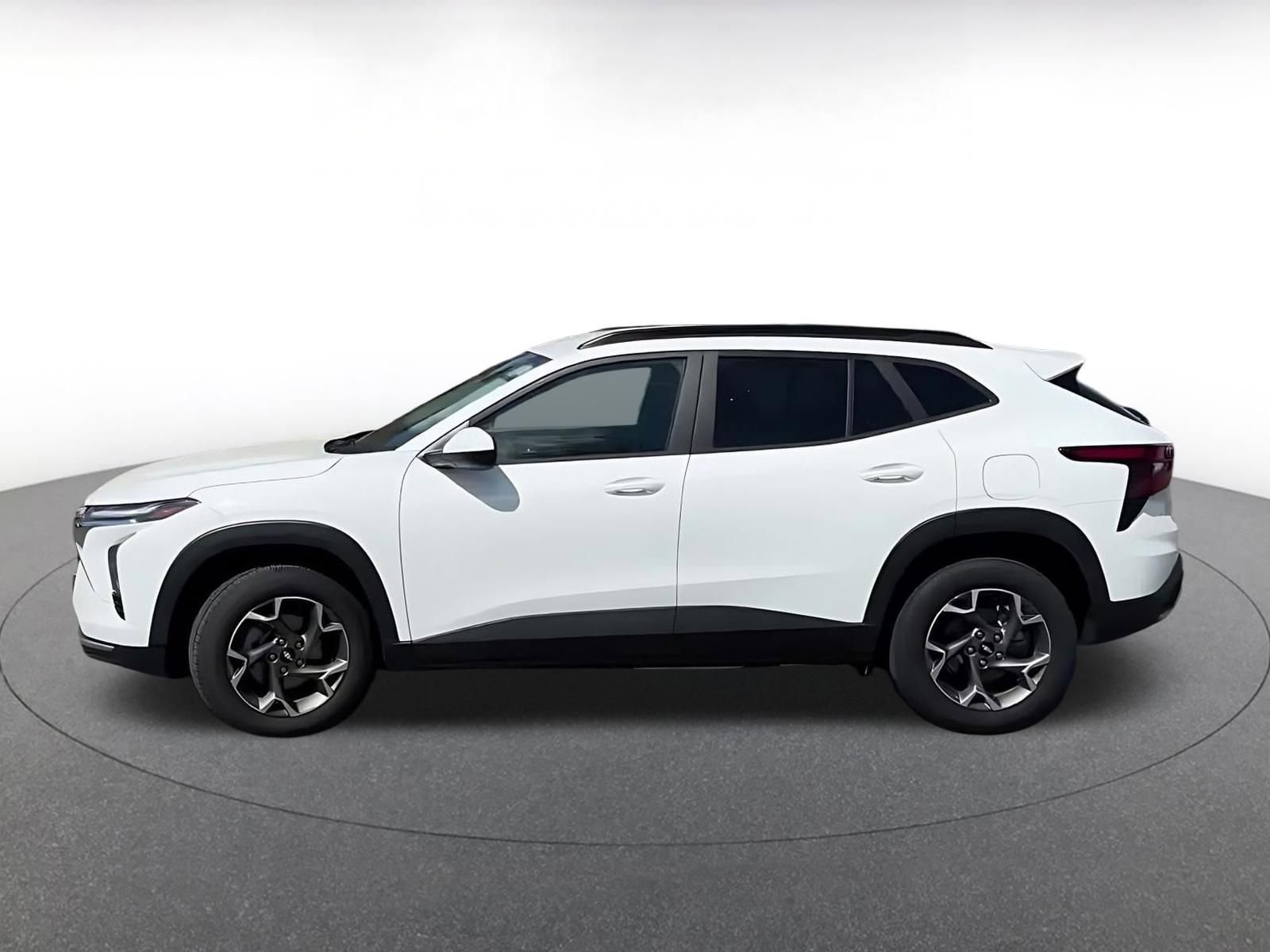 Thumbnail: 2025 Chevrolet Trax - 9