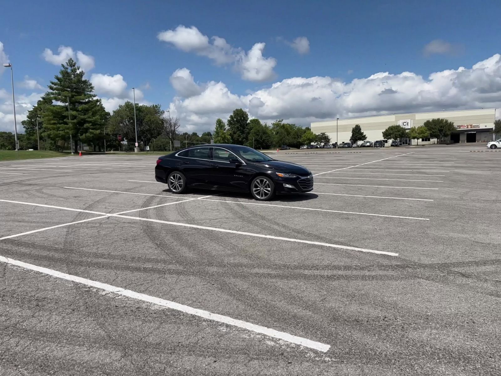 Thumbnail: 2024 Chevrolet Malibu - 11